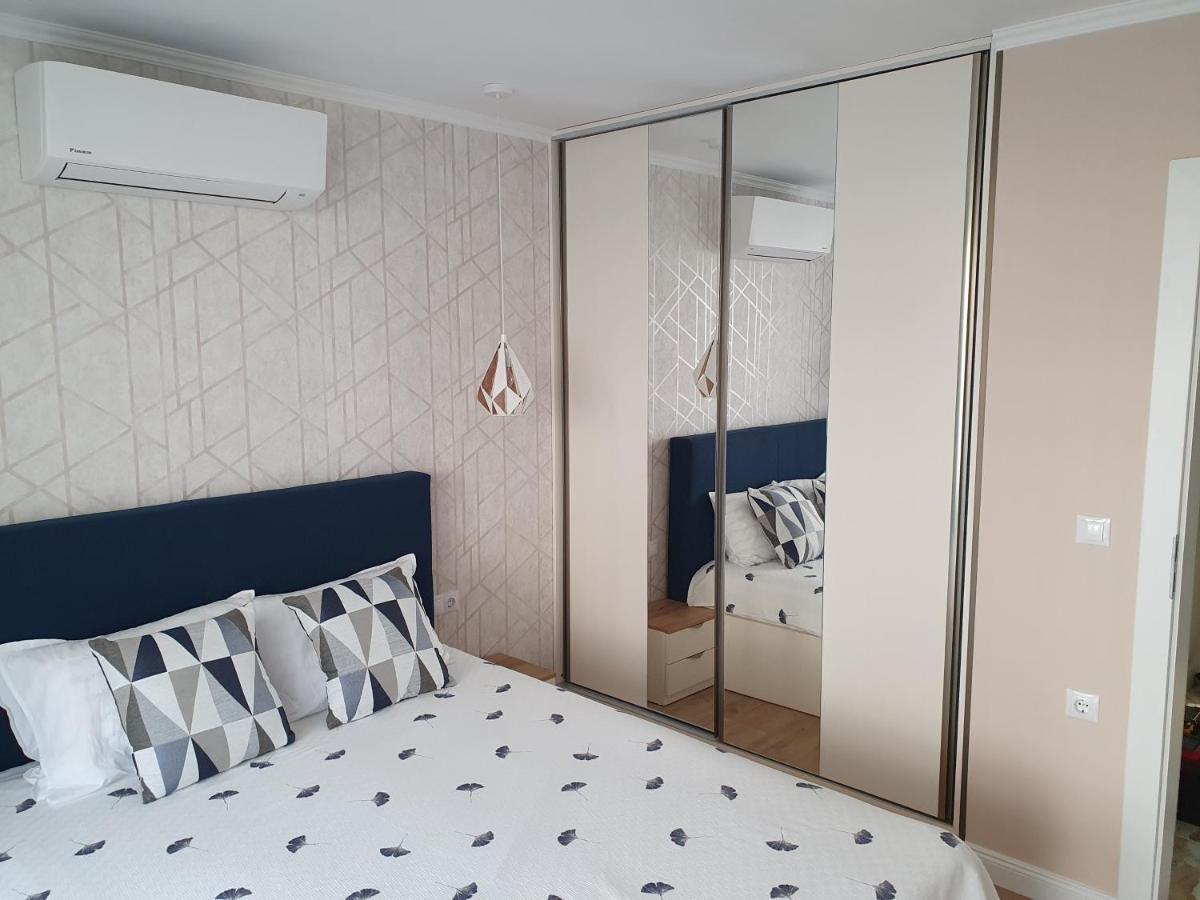 Sarafovo Sea Star Apartment Burgas Luaran gambar